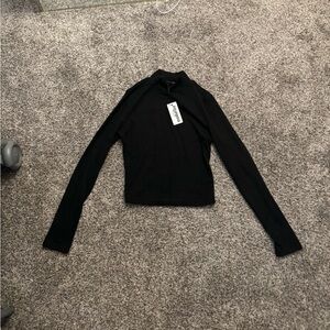 🎆3 for $30🎆 
Long Sleeve Cropped Mockneck Top XS Black NWT